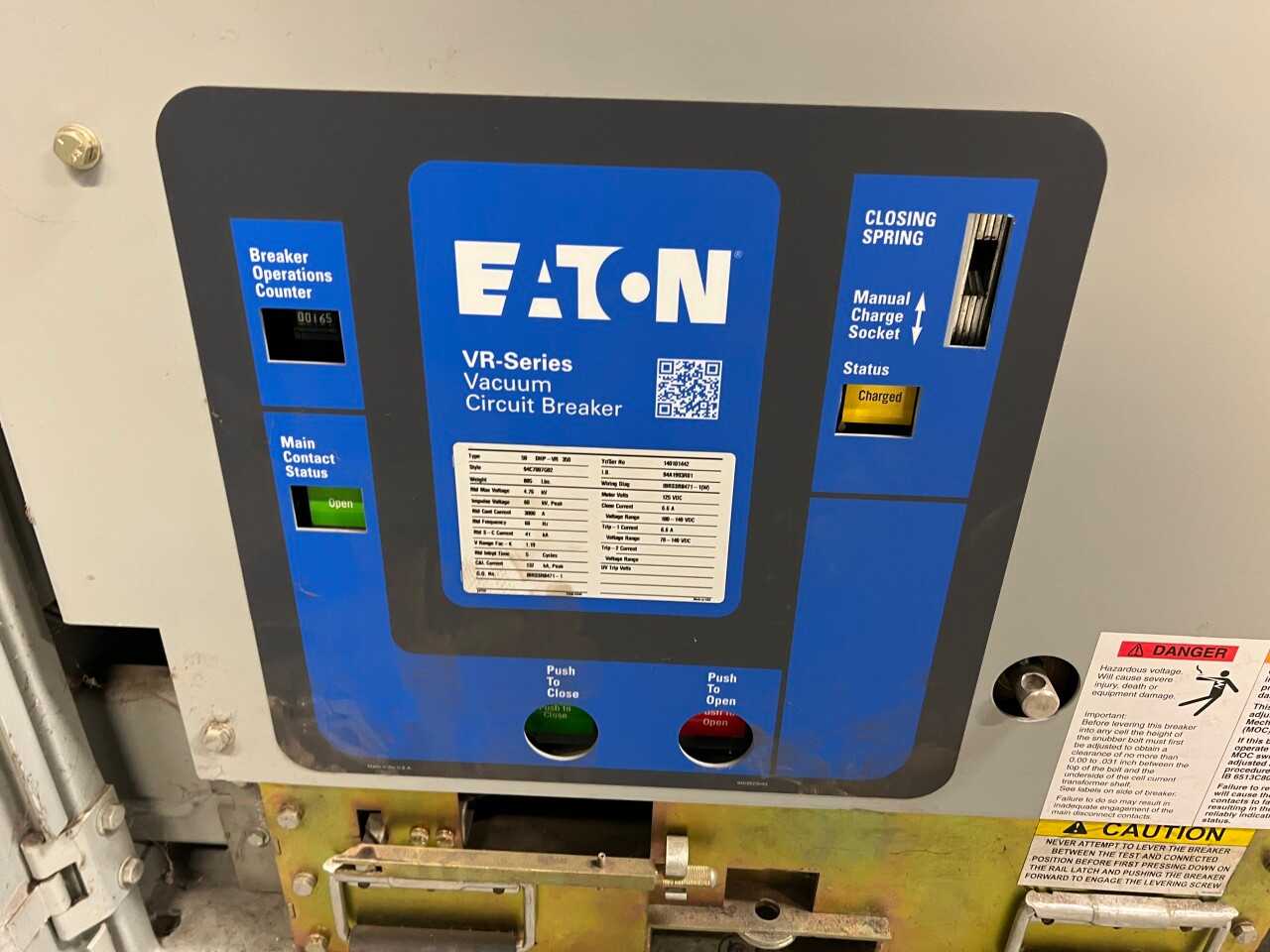 7x Eaton VR/VSR and Westinghouse DHP breakers/starters - CIRCUIT BREAKERS