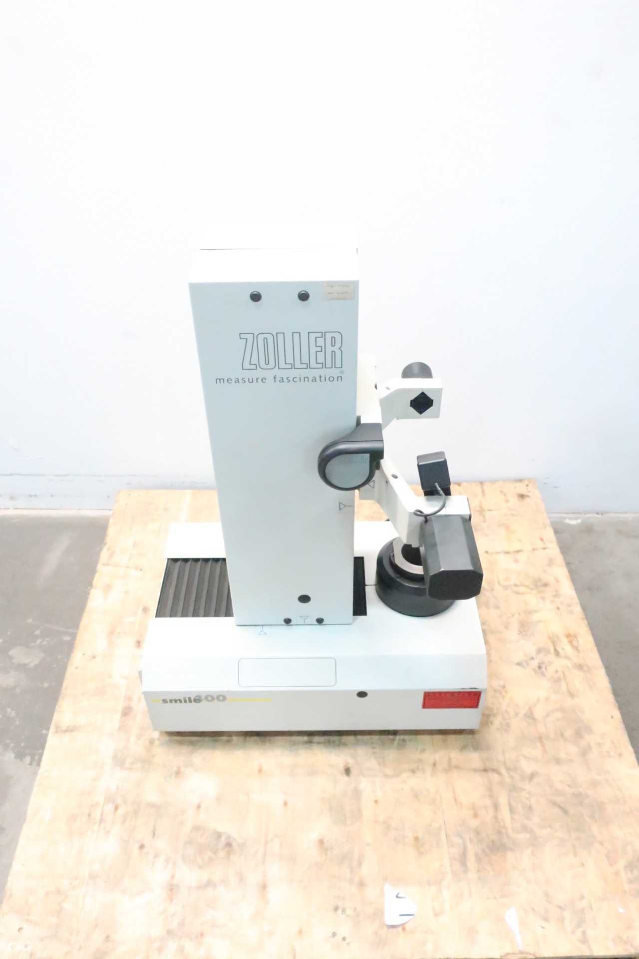 ZOLLER SMILE 400 VSM400-00343 TOOL PRESETTING MACHINE - TOOL STORAGE