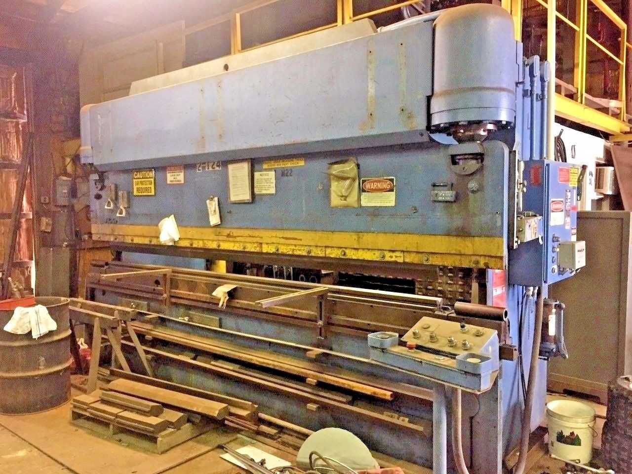Pacific 165 Ton x 14ft Hydraulic Press Brake- High Speed - PRESS BRAKES