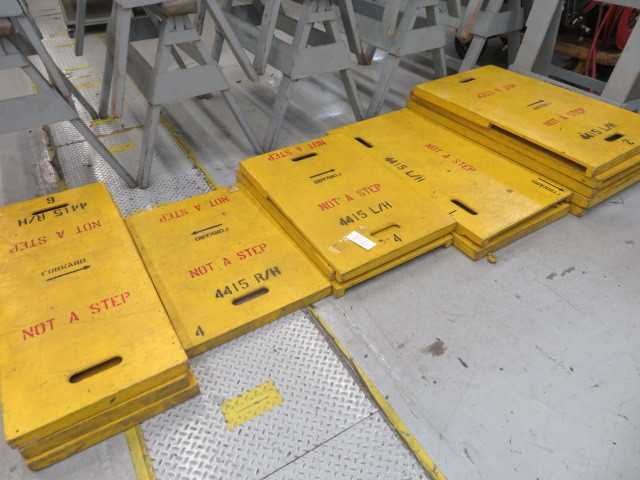 Wood Signs (Lot) - MISCELLANEOUS
