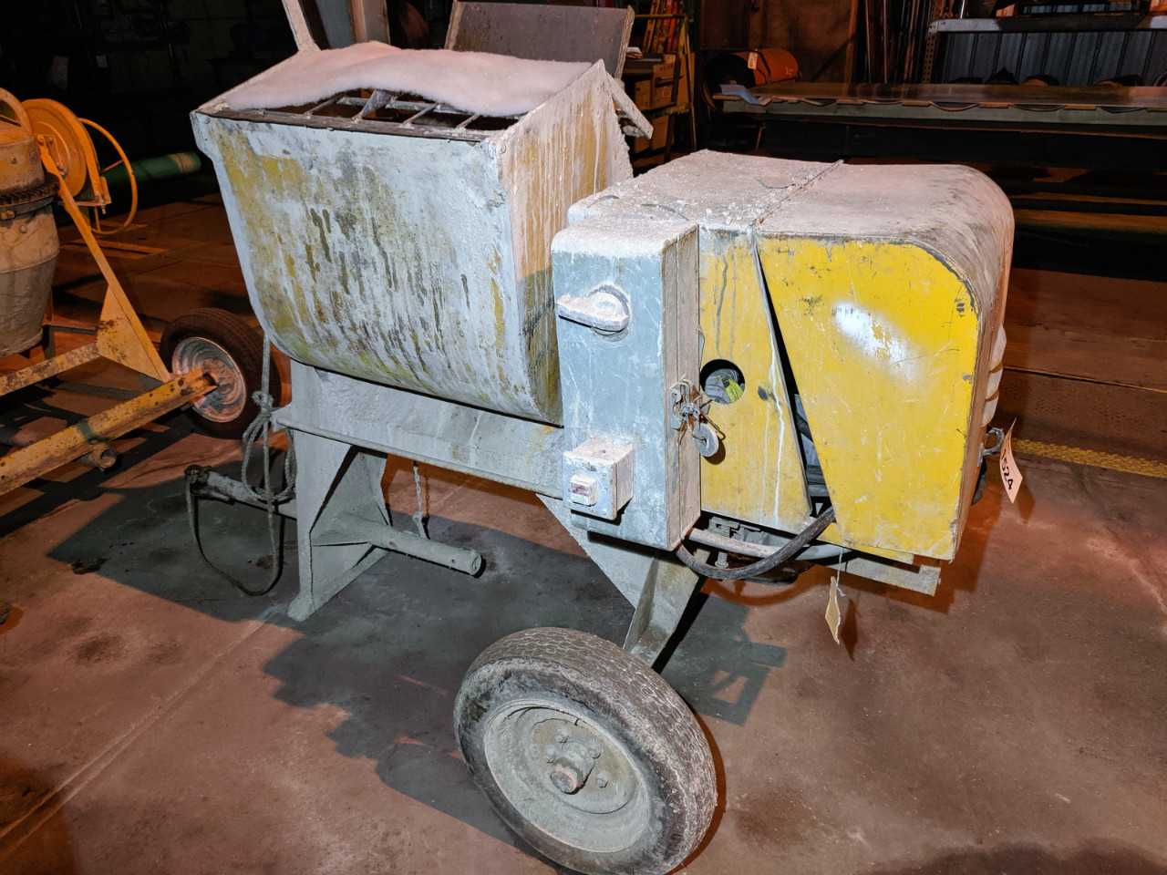 GILSON 59058 CEMENT MIXER 220/440V - GRINDING MACHINES