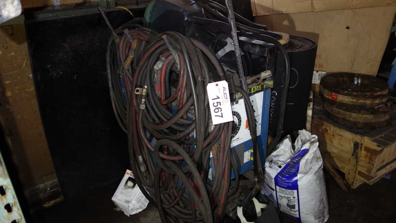 MILLER DIALARC 250P WELDER - WELDING EQUIPMENT