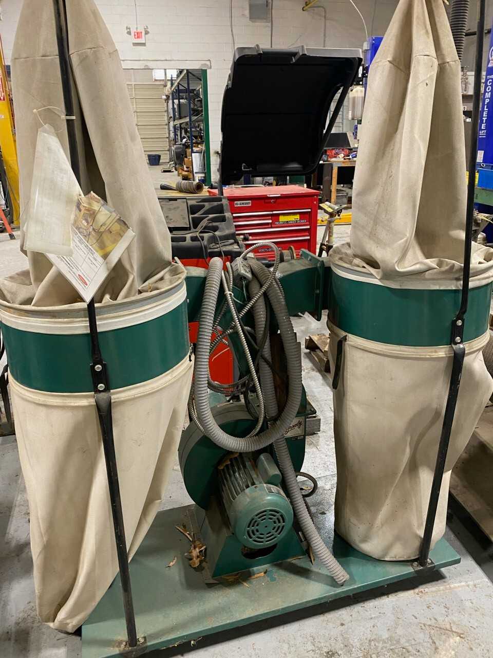 Grizzly Dust Collector - DUST COLLECTOR
