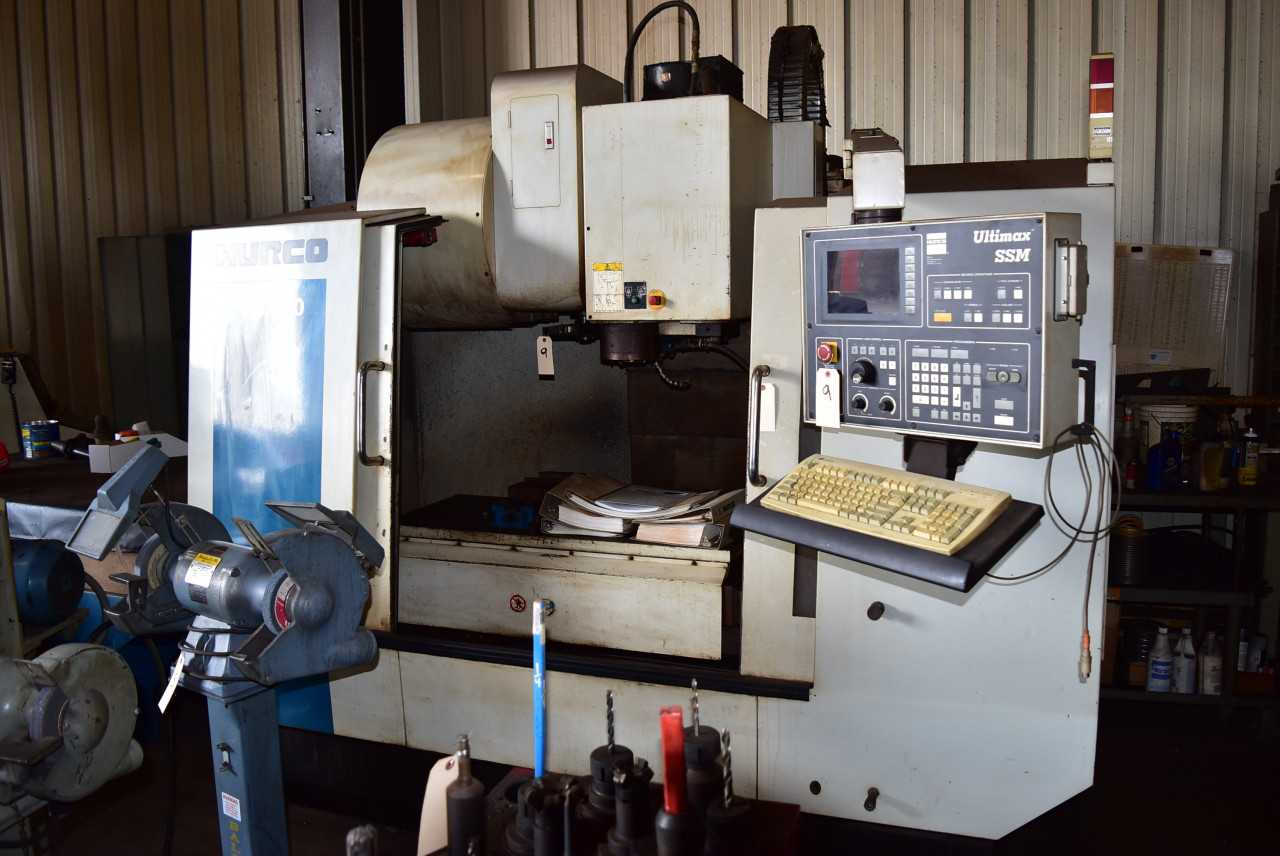 Hurco VSX40 (2001),s/n Q-5818, X-Axis- 40", Y-Axis-24", Z-Axis 20", Ultimax SSM Control, 48"x 20" Table, 10,000 RPM Spindle, - CNC MACHINING CENTERS