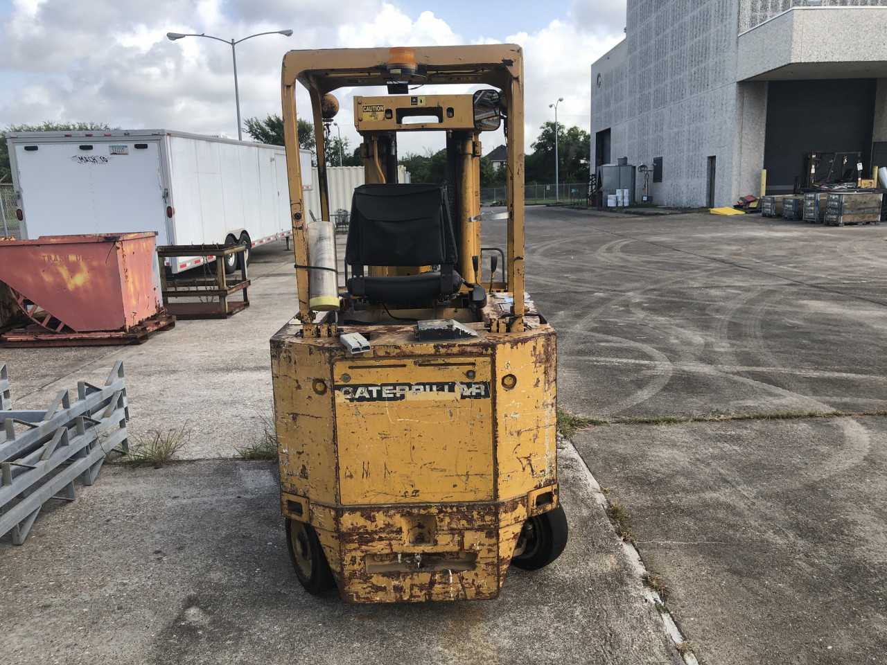 CATERPILLAR FORK LIFT M50D - FORKLIFTS