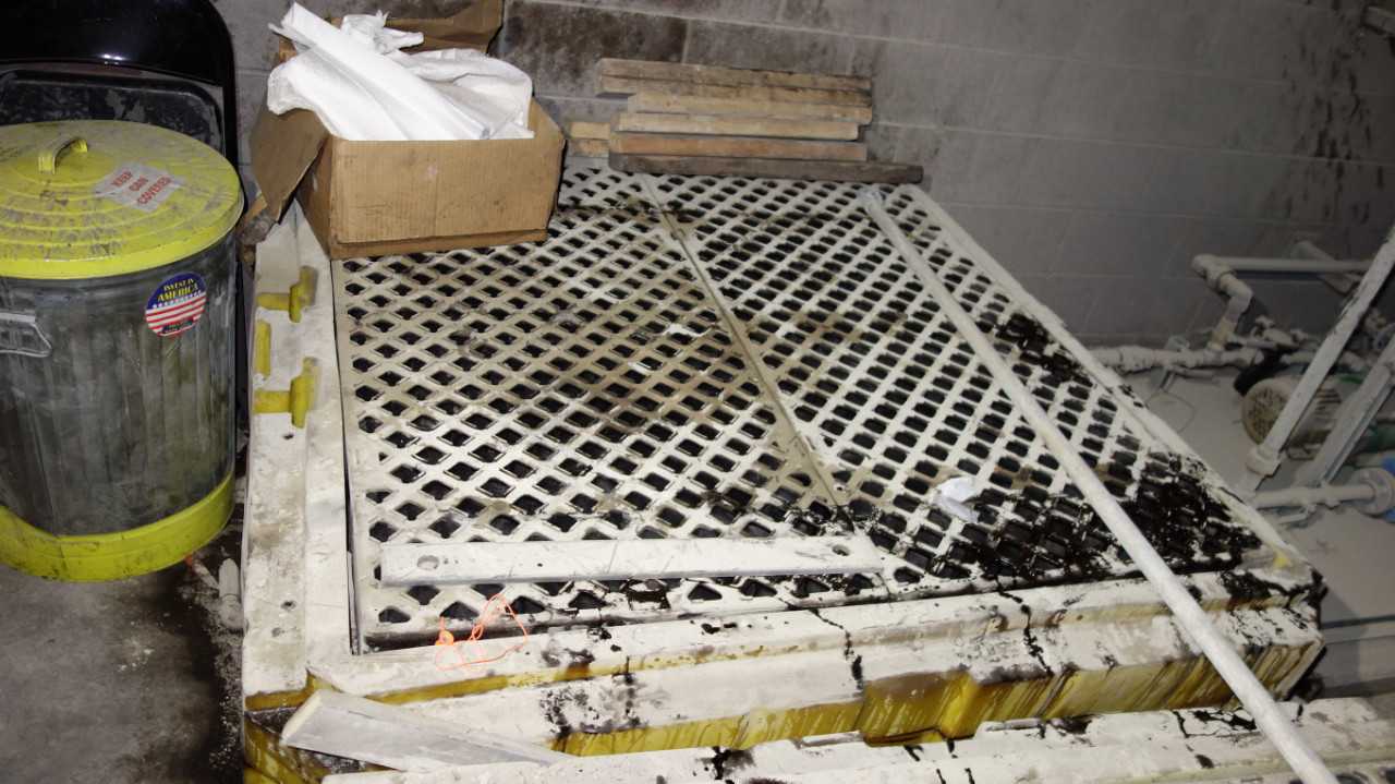 ULTRATECH IBC SPILLPALLET PLUS SPILL PALLETS - ELECTRIC POWER TOOLS