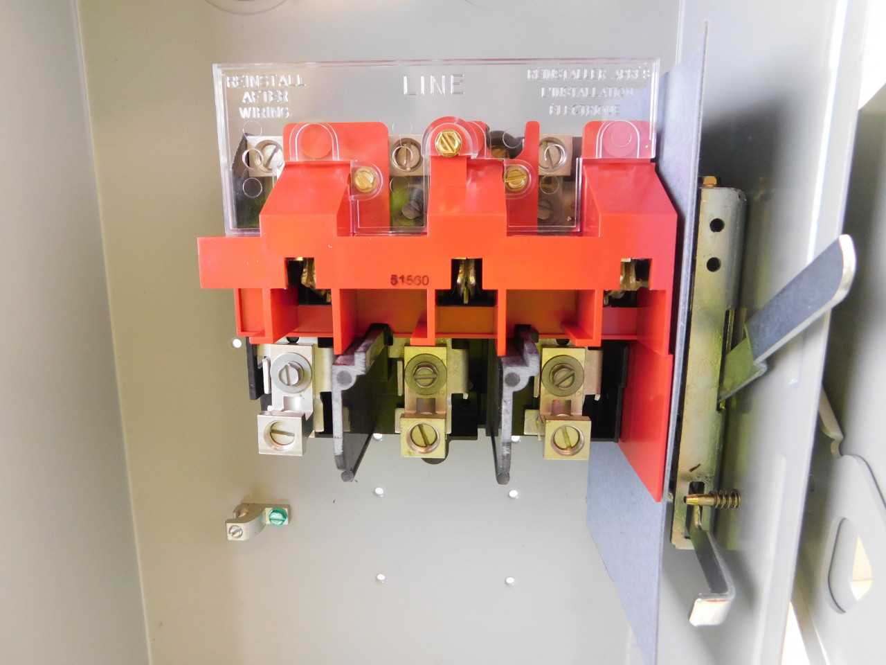 Lot of Qty 1x Eaton DH363UGK Safety Switch Heavy Duty - SAFETY EQUIPMENT