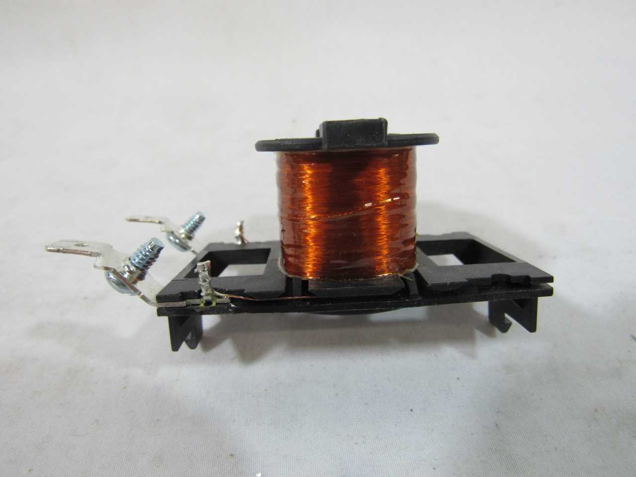 Lot of Quantity 32x 9-3185-2 Coils - MACHINING ACCESSORIES & TOOLING