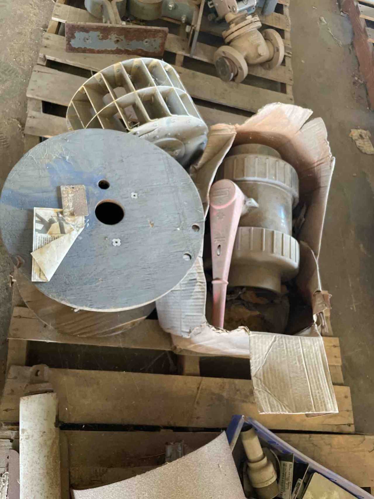 ASSORTED PALLET OF VALVE, 3/8 CABLE & FABRICATED PART - INDUSTRIAL PARTS