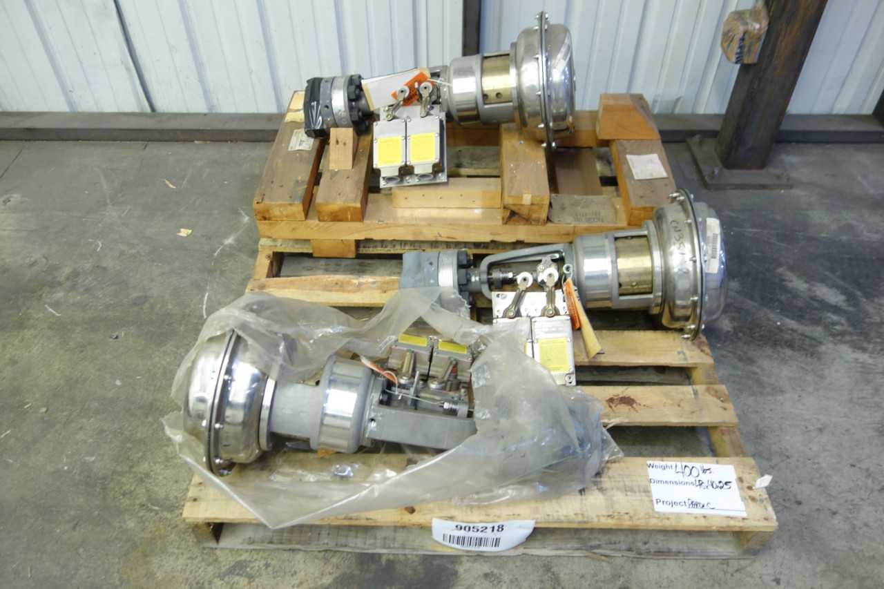 LOT OF 3 ANCHOR DARLING CNS-1205.01-00-0003 PNEUMATIC STEEL SOCKET WELD 1IN WEDGE GATE VALVE - VALVES