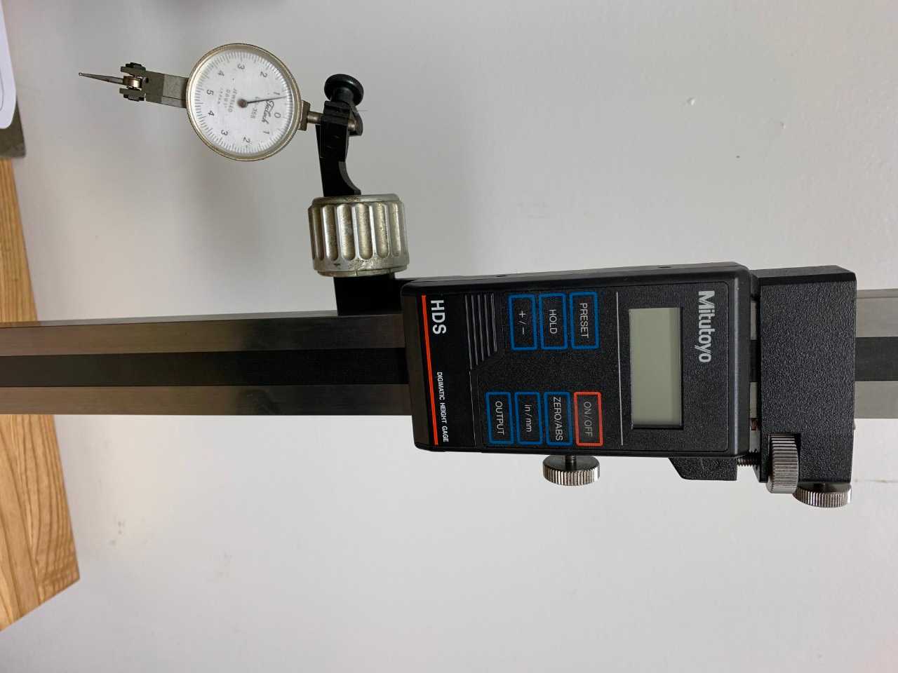 Mitutoyo 24" HDS Digital Height Gauge - ELECTRIC POWER TOOLS