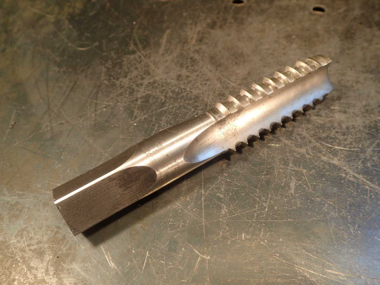 Regal Beloit 1" -8 NC Interrupted Hand Thread Tap GH4 3-Flute 2-1/2" Long Flutes - MACHINING ACCESSORIES & TOOLING