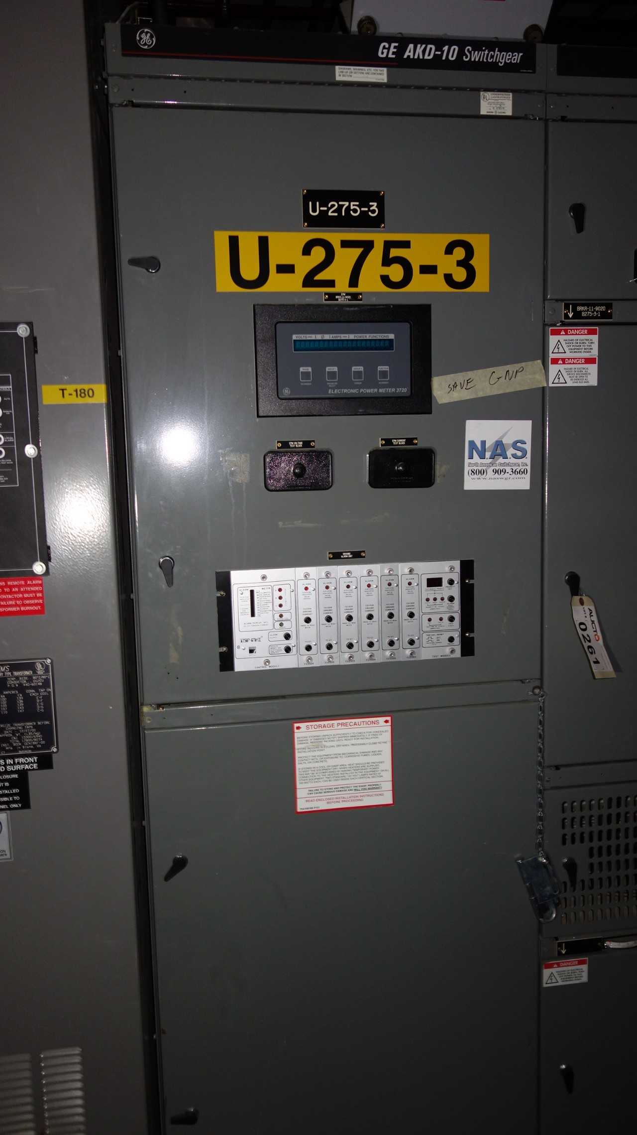 LOT OF 3 SECTIONS OF GE AKD-10 SWITCHGEAR 4000A PANELS w (5) WAVEPRO BREAKERS - AUTOMATION & CONTROLS