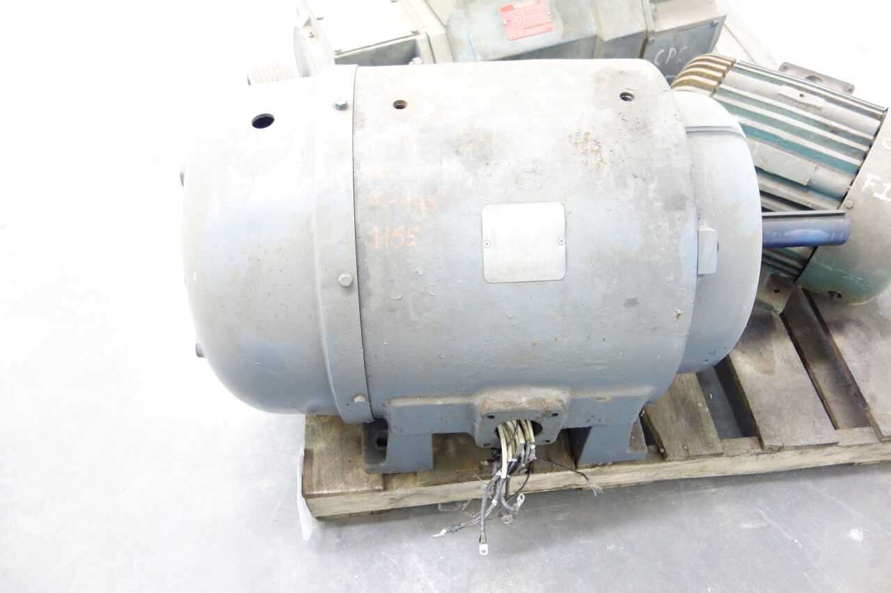 LOT OF 3 ASSORTED ELECTRIC MOTORS - ELECTRIC MOTORS