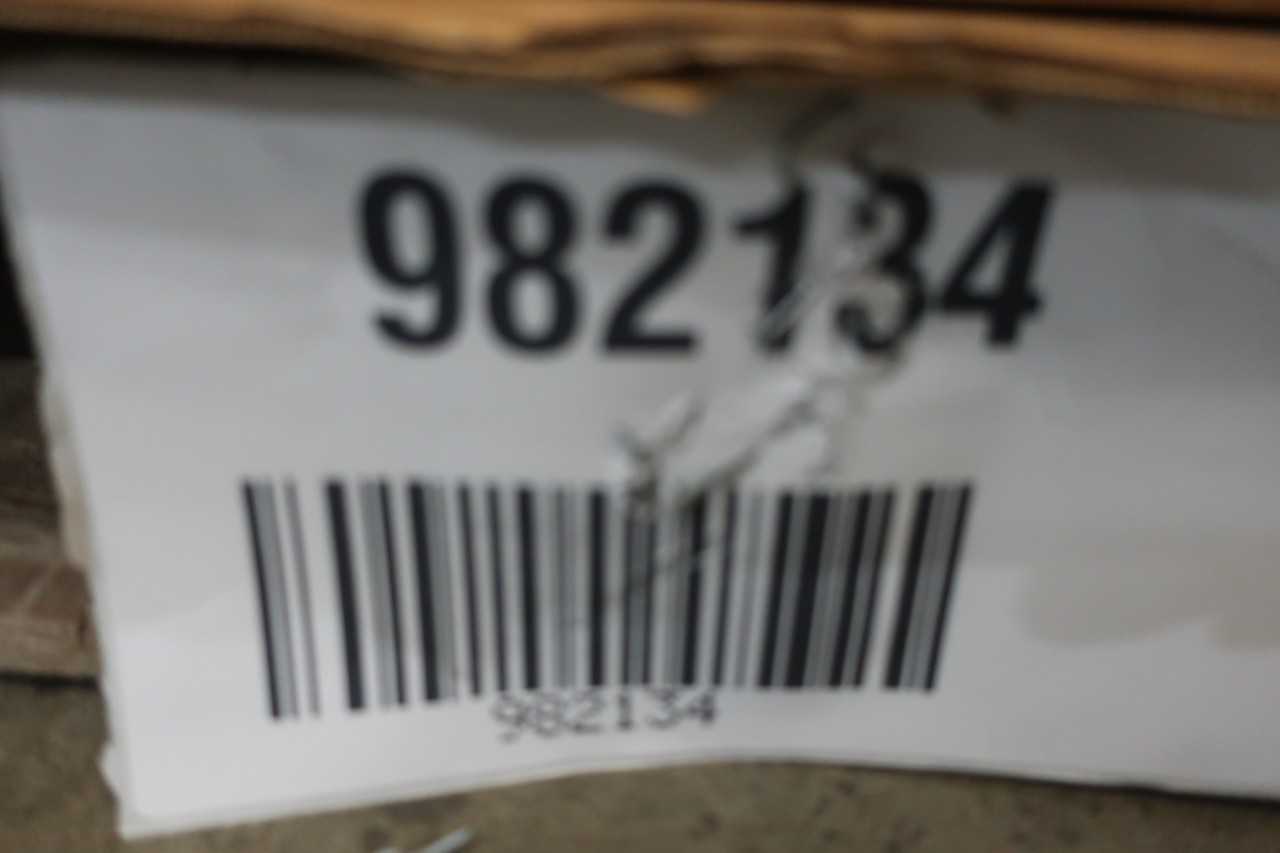 PALLET OF LAKELAND INDUSTRIES DISPOSABLE COLLAR ZIP COVERALL - LAB & SCIENTIFIC