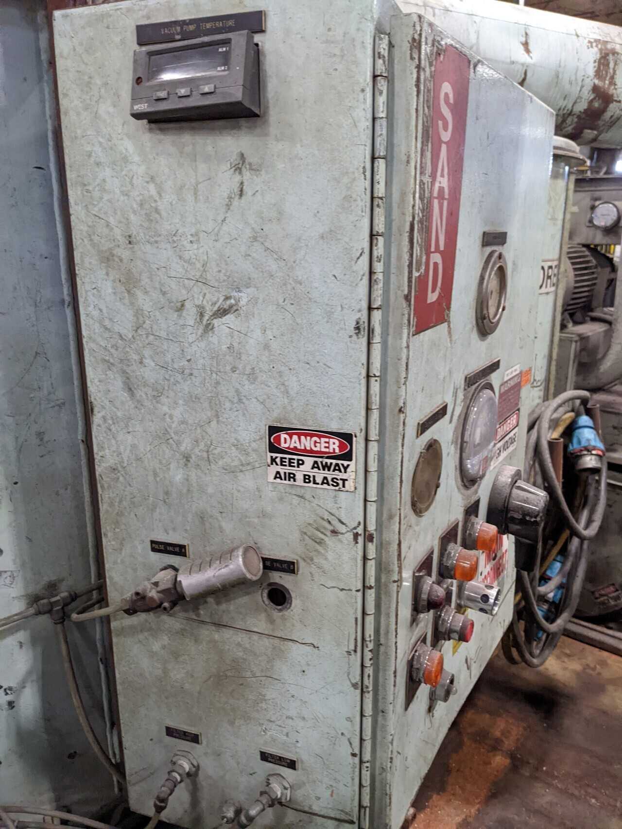 DEMARCO MAX VAC PORTABLE INDUSTRIAL VACUUM BLOWER SYSTEM (MISSING HOPPER) - VACUUM PUMP