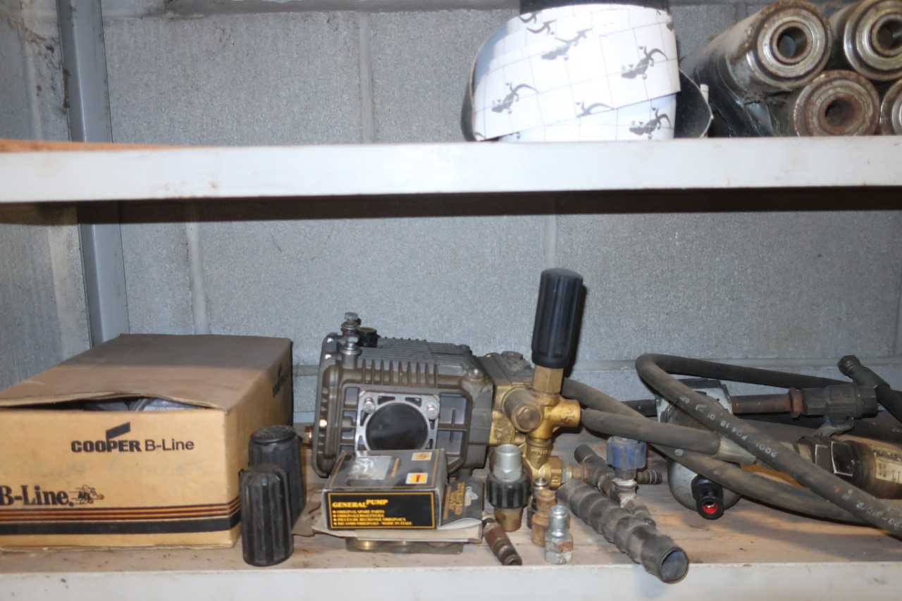 LOT OF ASSORTED TRUCK REPLACEMENT PARTS - POWER TRANSMISSION