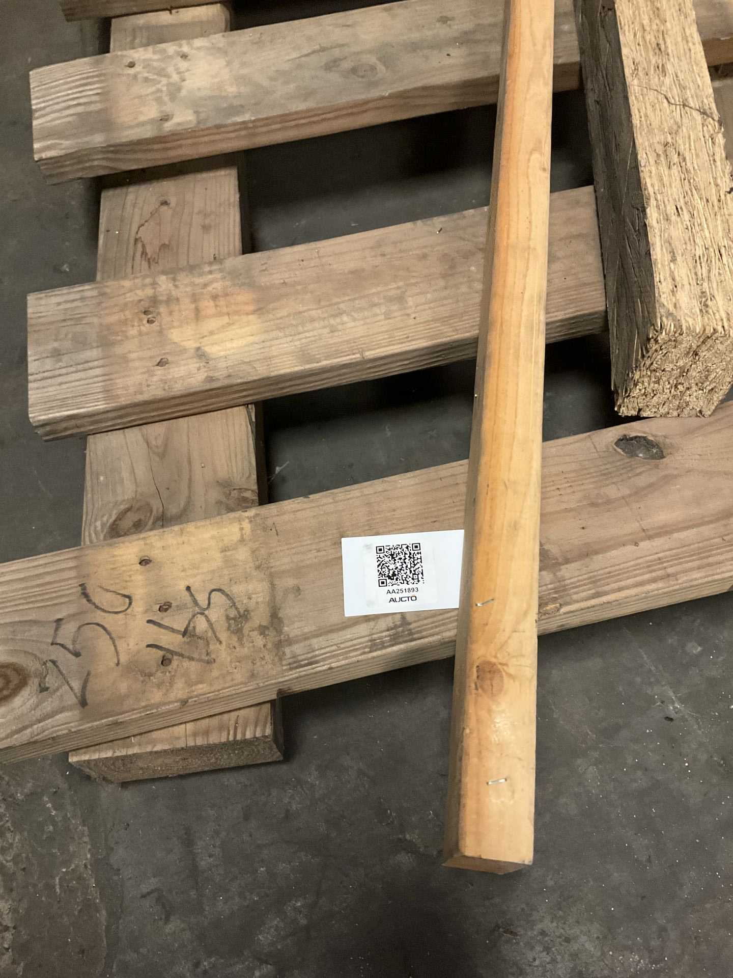 QTY 6 - PALLETS OF ALUMINUM ADDITIVES - CASTING EQUIPMENT PARTS