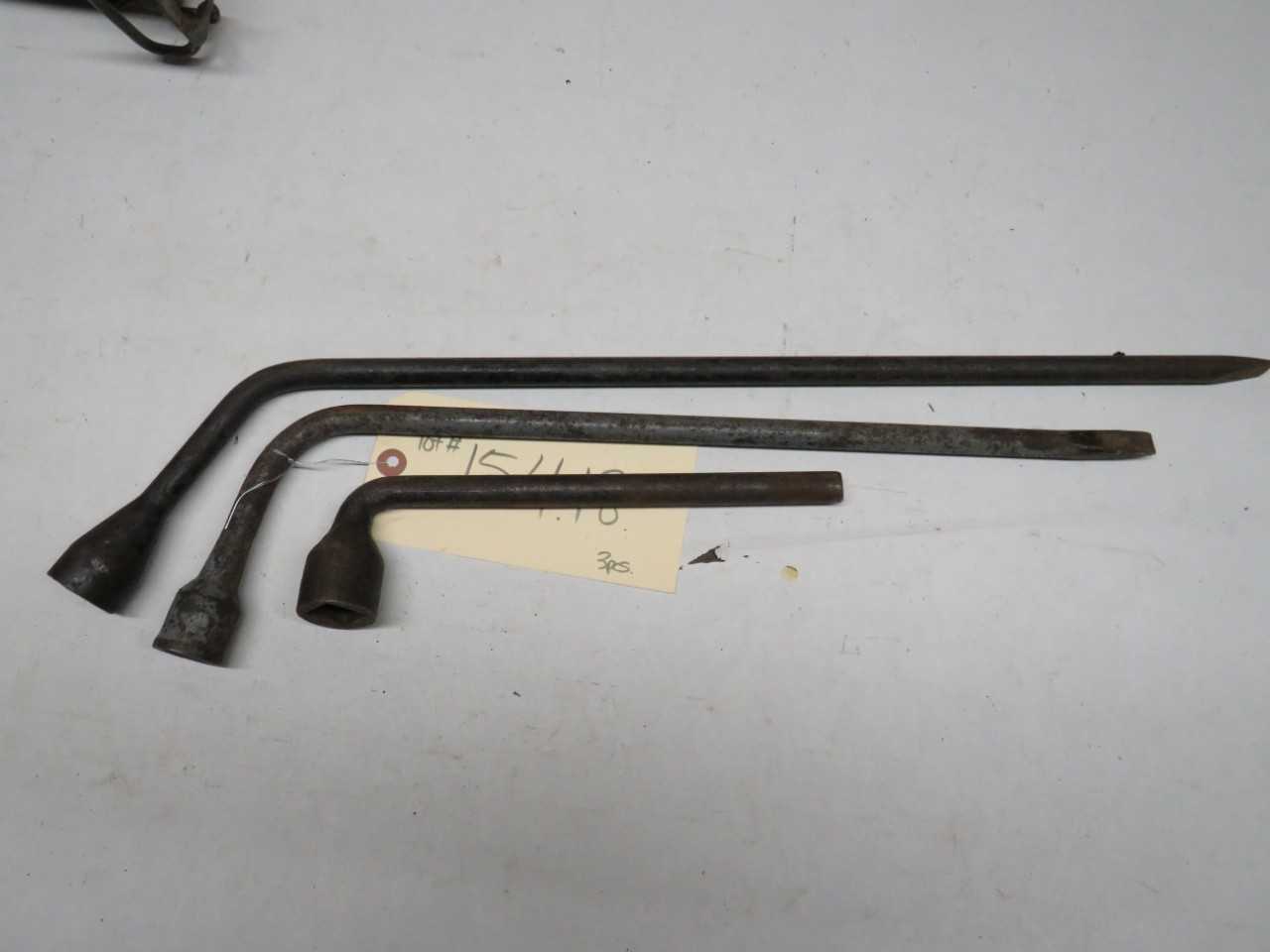 LOT OF 3 TIRE IRONS - PLANT & FACILITY
