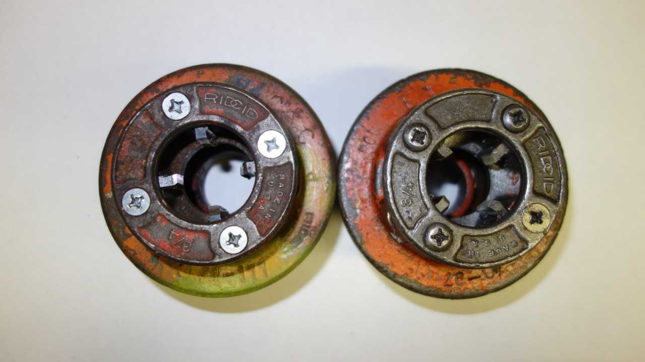 LOT OF 2 RIDGID 3/4 IN PLASTIBOND DIES - HAND TOOLS