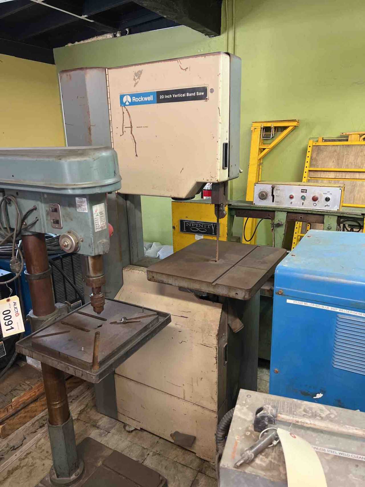 Rockwell 28-3X0 Vertical Bandsaw - VERTICAL BAND SAWS Rockwell 28-3X0 Vertical Bandsaw - VERTICAL BAND SAWS
