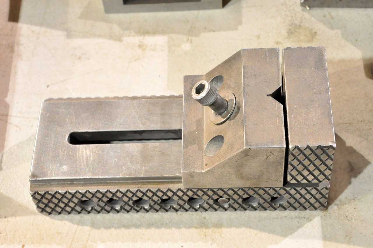 Vises - ELECTRIC POWER TOOLS