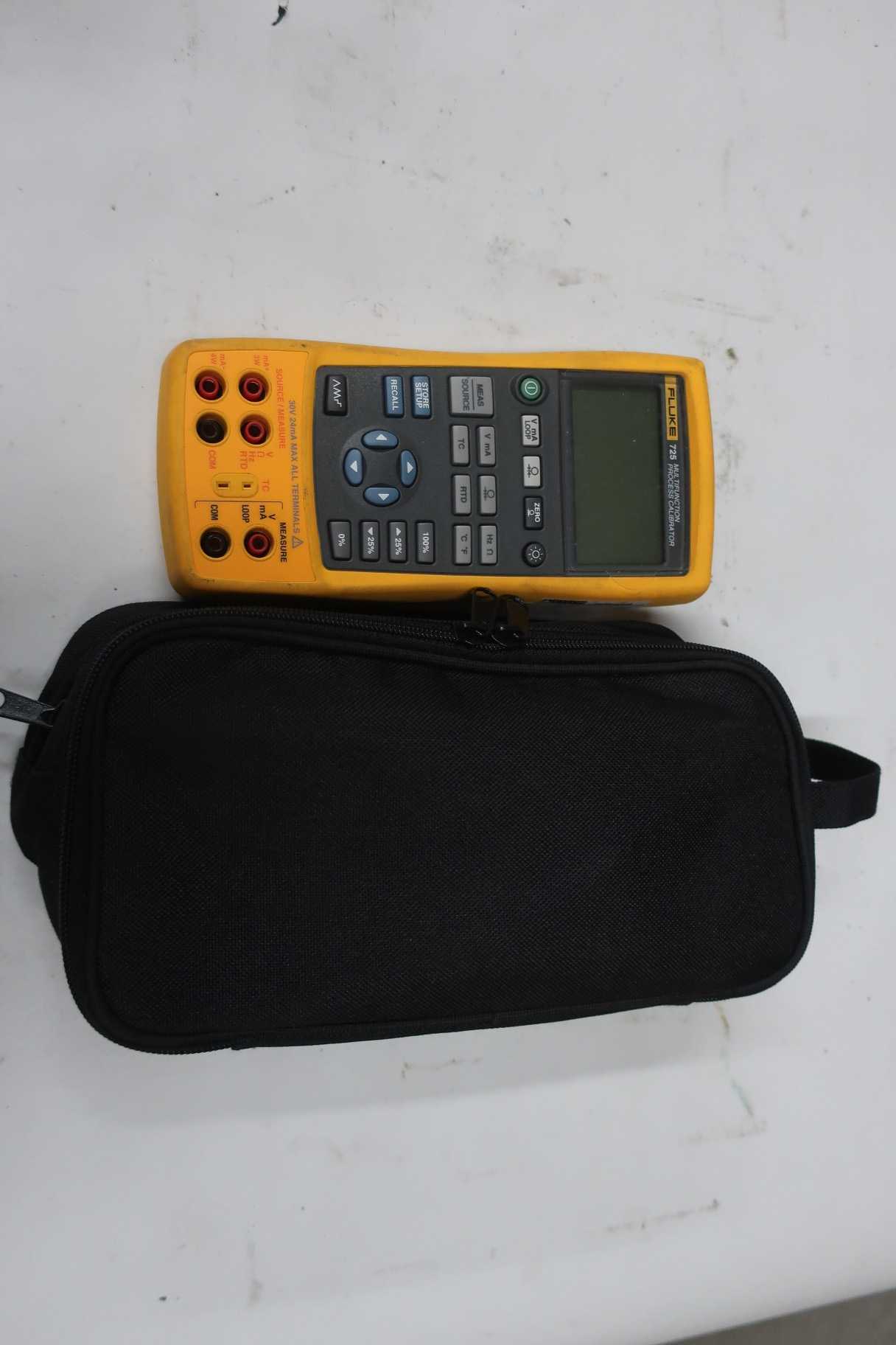 FLUKE 725 MULTIFUNCTION PROCESS CALIBRATOR - ELECTRIC POWER TOOLS