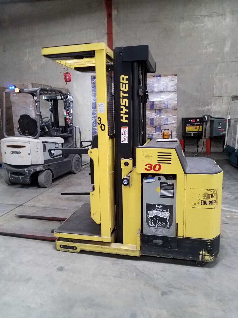 2007 Hyster R30XM2 order picker Shreveport LA - ORDER PICKER 2007 Hyster R30XM2 order picker Shreveport LA - ORDER PICKER