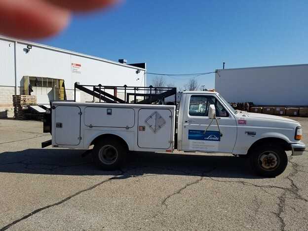 1997 Ford F350 service truck PU truck - HYDRO EXCAVATOR TRUCKS