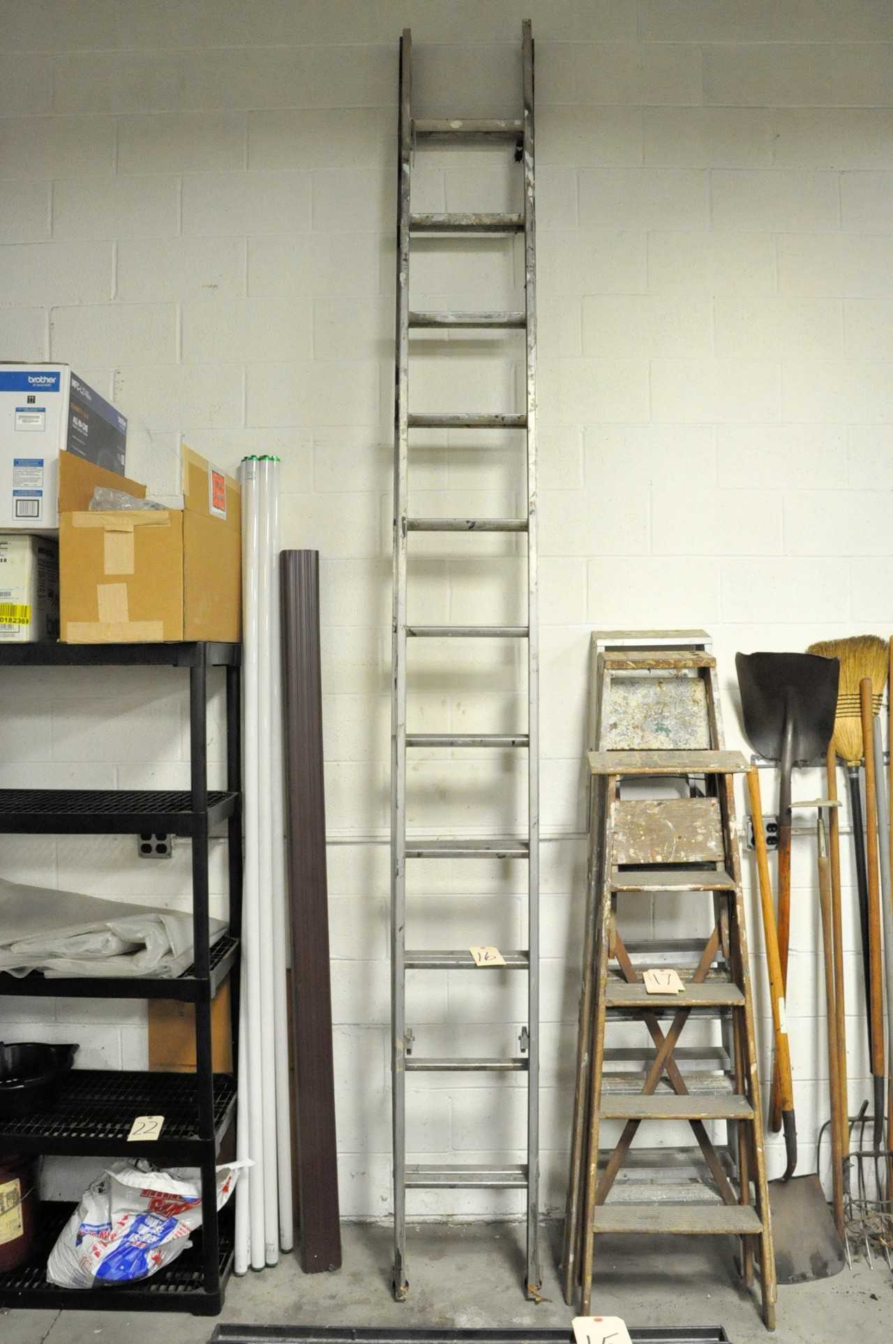 Aluminum Extension Ladder - MATERIAL HANDLING