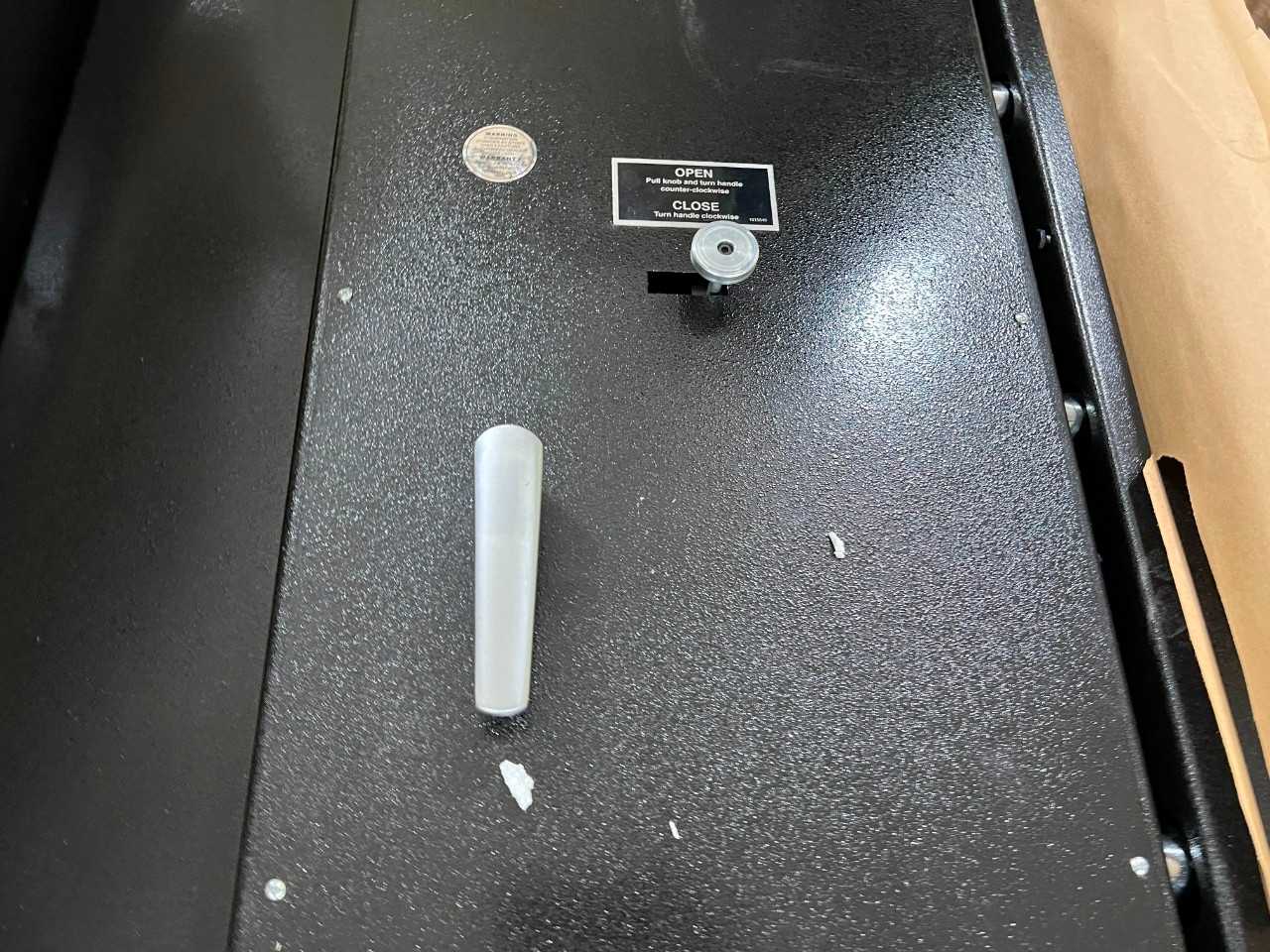 AMERICAN SECURITY PRODUCTS VD8030 GUN SAFE VAULT DOOR - TOOL STORAGE
