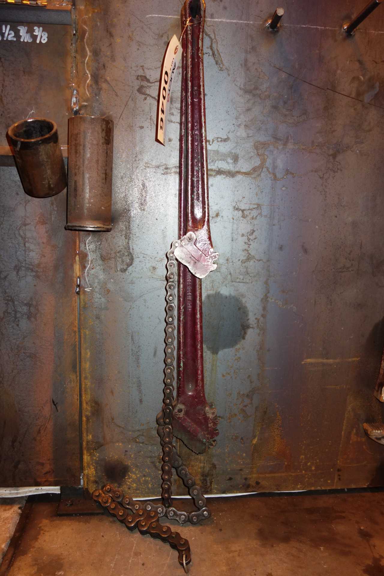 LOT OF 2 RIDGID CHAIN WRENCH, 2-1/IN, 4-1/2IN - HAND TOOLS
