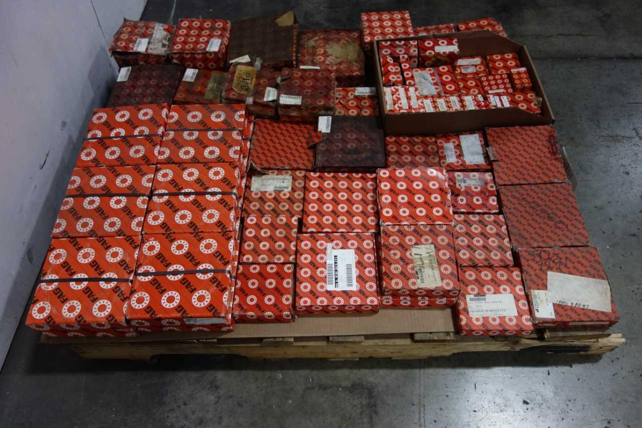 1 PALLET OF ASSORTED FAG BEARINGS AND SLEEVES - BEARINGS