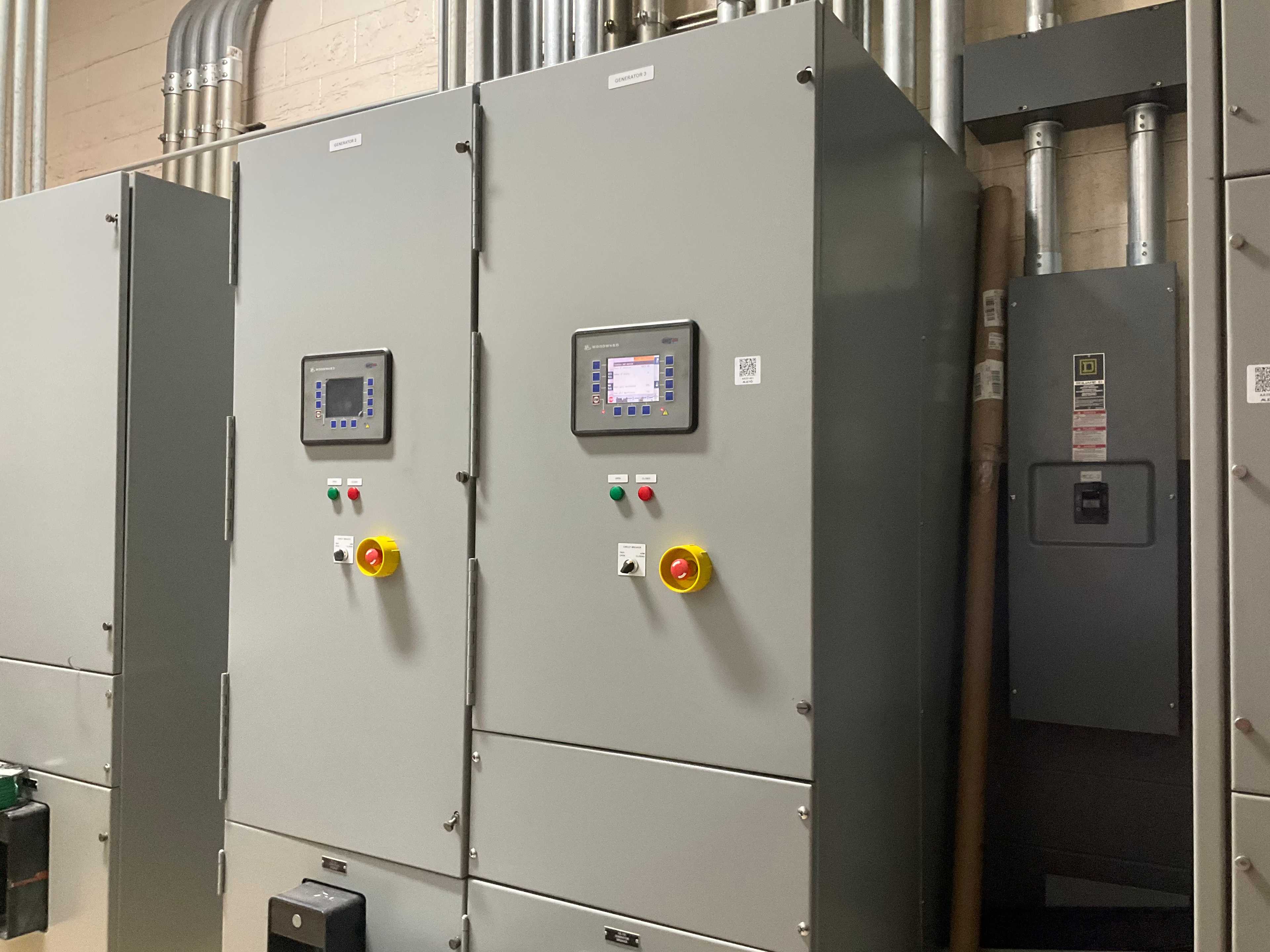 EASYGEN 3000 CONTROL CABINET - CONTROL CABINETS