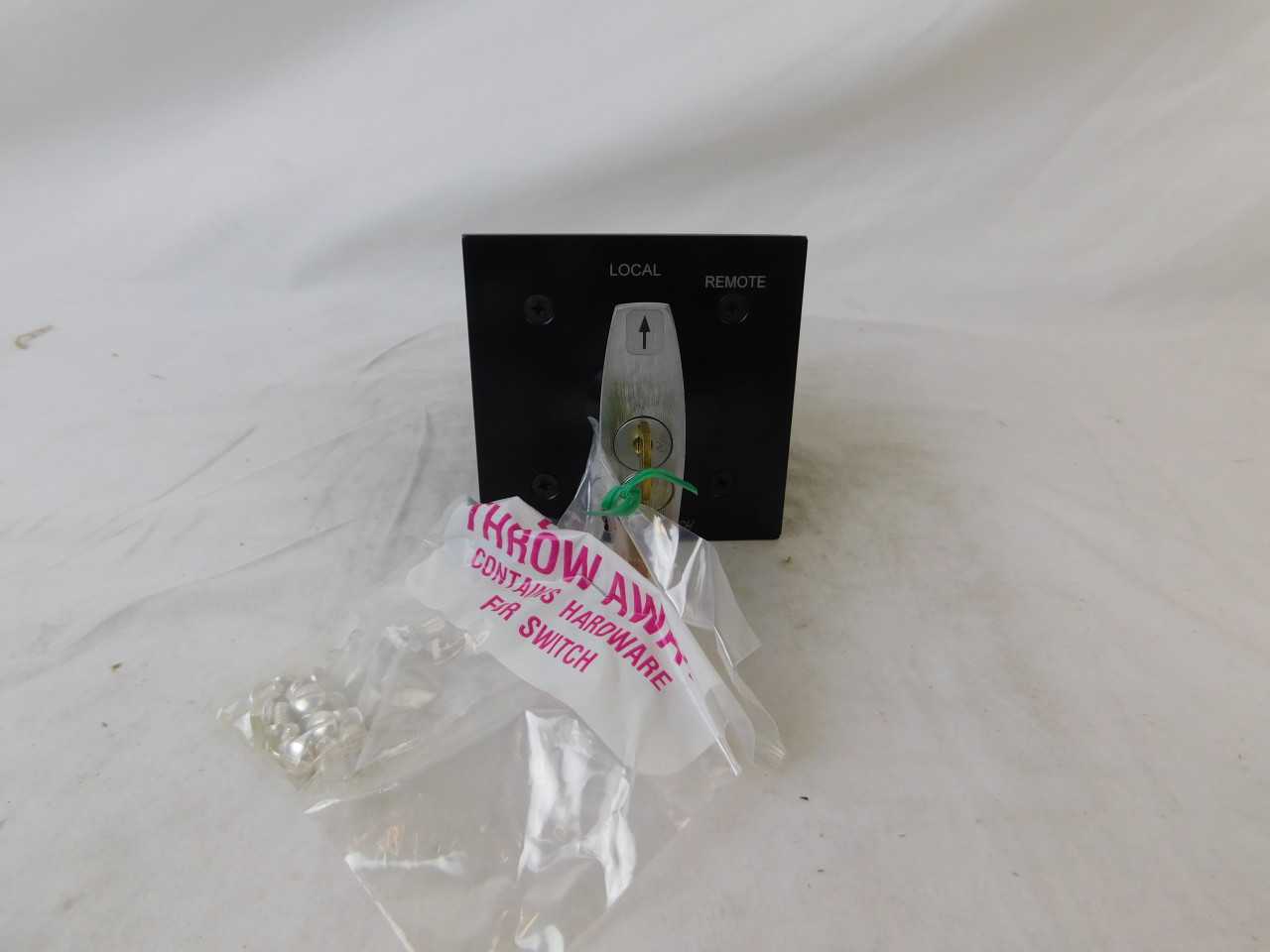 Quantity of 41x 24202ABU Switches - ELECTRICAL COMPONENTS