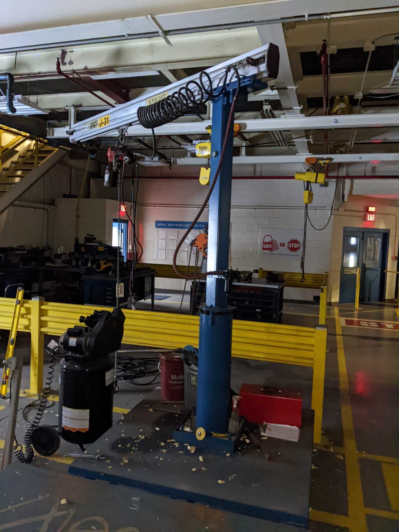 KNIGHT 500LBS JIB CRANE - CRANES