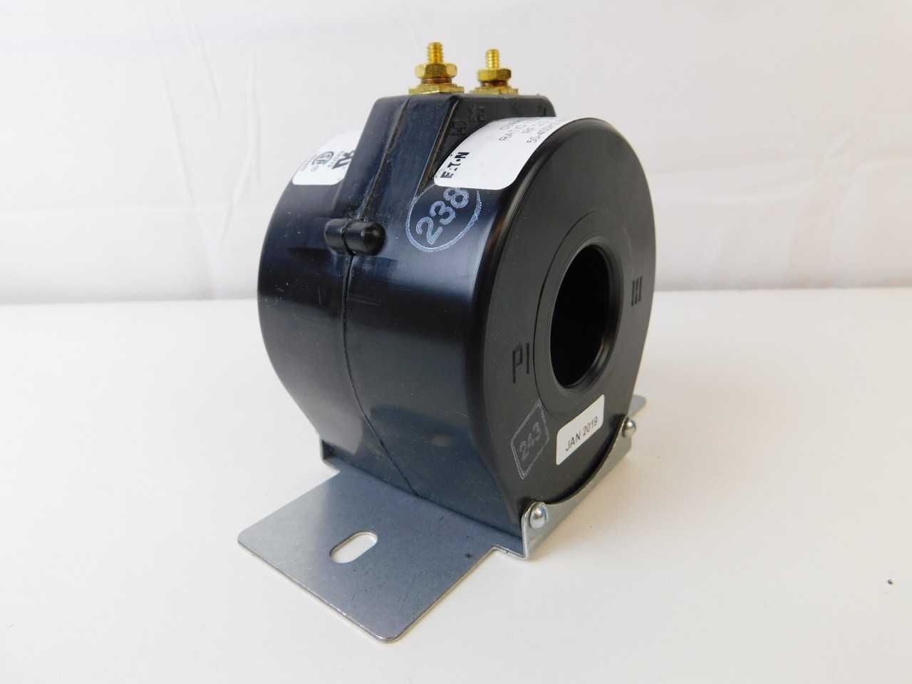 Quantity 18 of Eaton S060-101 Current Transformer - CONTROL TRANSFORMERS
