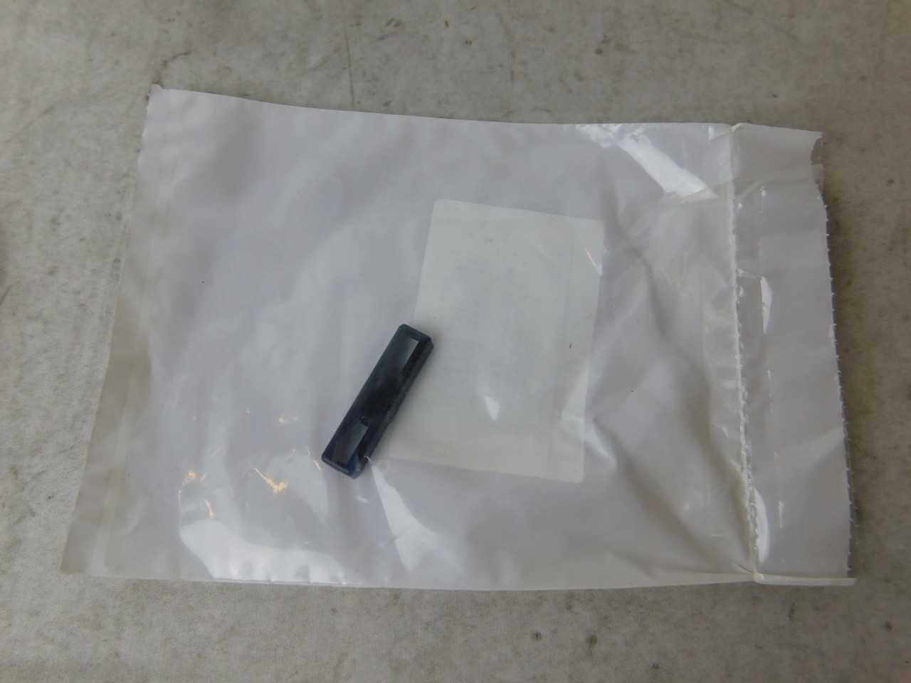 Quantity 500 of Eaton BR2HT MCB Accy Type BR - ELECTRICAL COMPONENTS