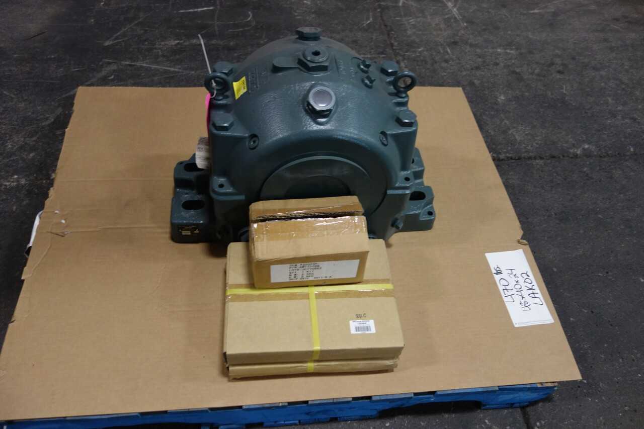 DODGE 132399 SPLIT CASE PILLOW BLOCK BEARING HOUSING - BEARINGS