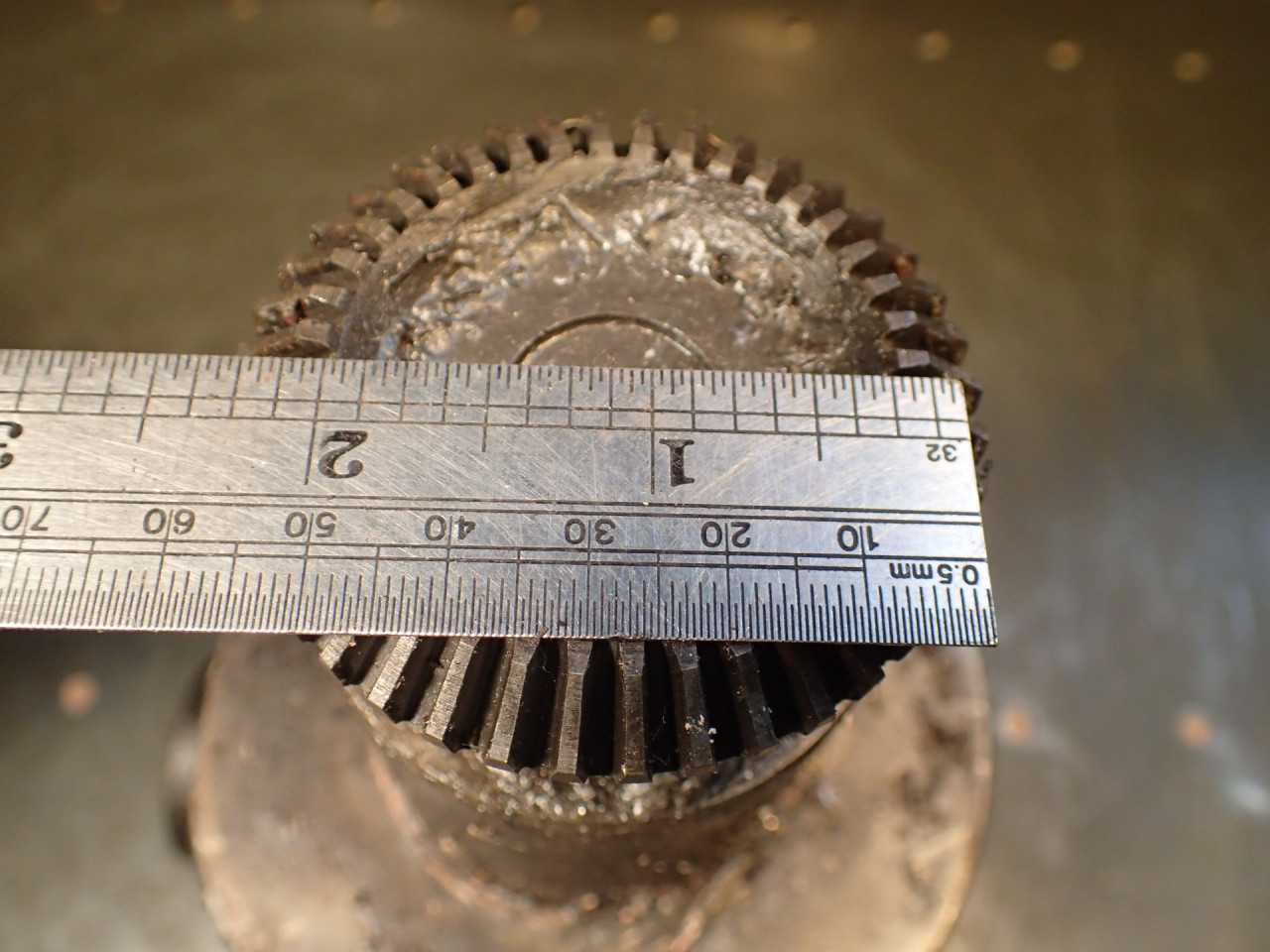 Bridgeport Series II 2 Power Feed Gearbox with Bevel Gear Used in Good Condition - LATHE PARTS