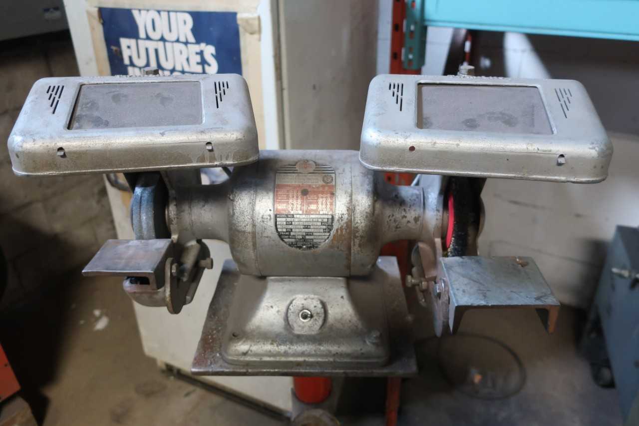 ROCKWELL 23-415 1/2HP 220V-AC BENCH GRINDER - ELECTRIC POWER TOOLS