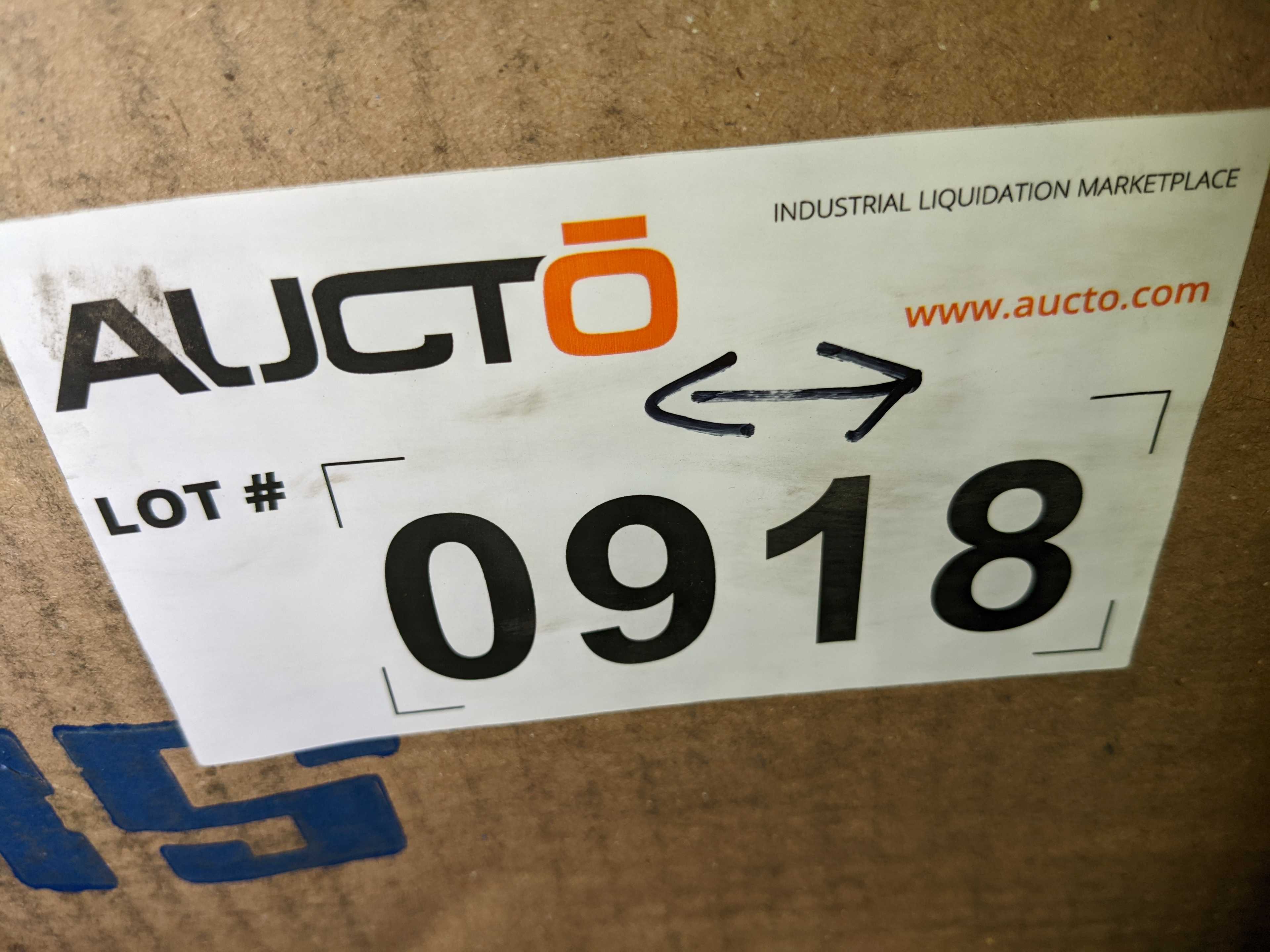 LOT OF BEARINGS AND ACCESSORIES - BEARINGS