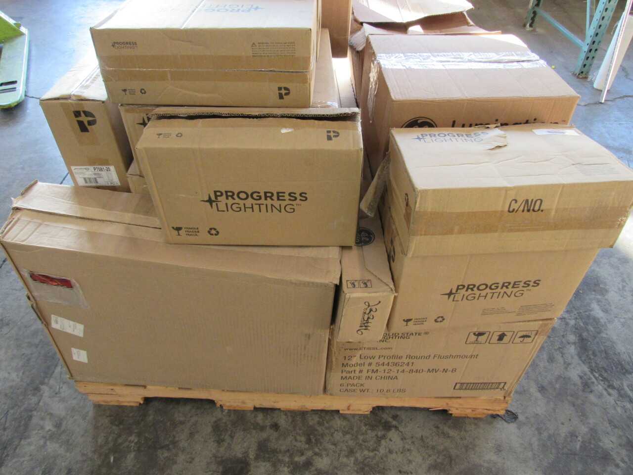Pallet of 155x Assorted Lights, Batteries & Electrical Conduit/Fitting - LIGHTING