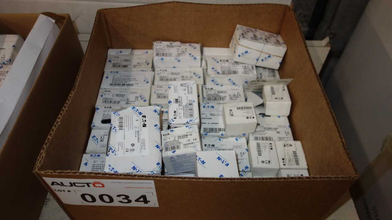 1 BOX OF EATON / CUTLER HAMMER ELECTRICAL - ELECTRICAL COMPONENTS