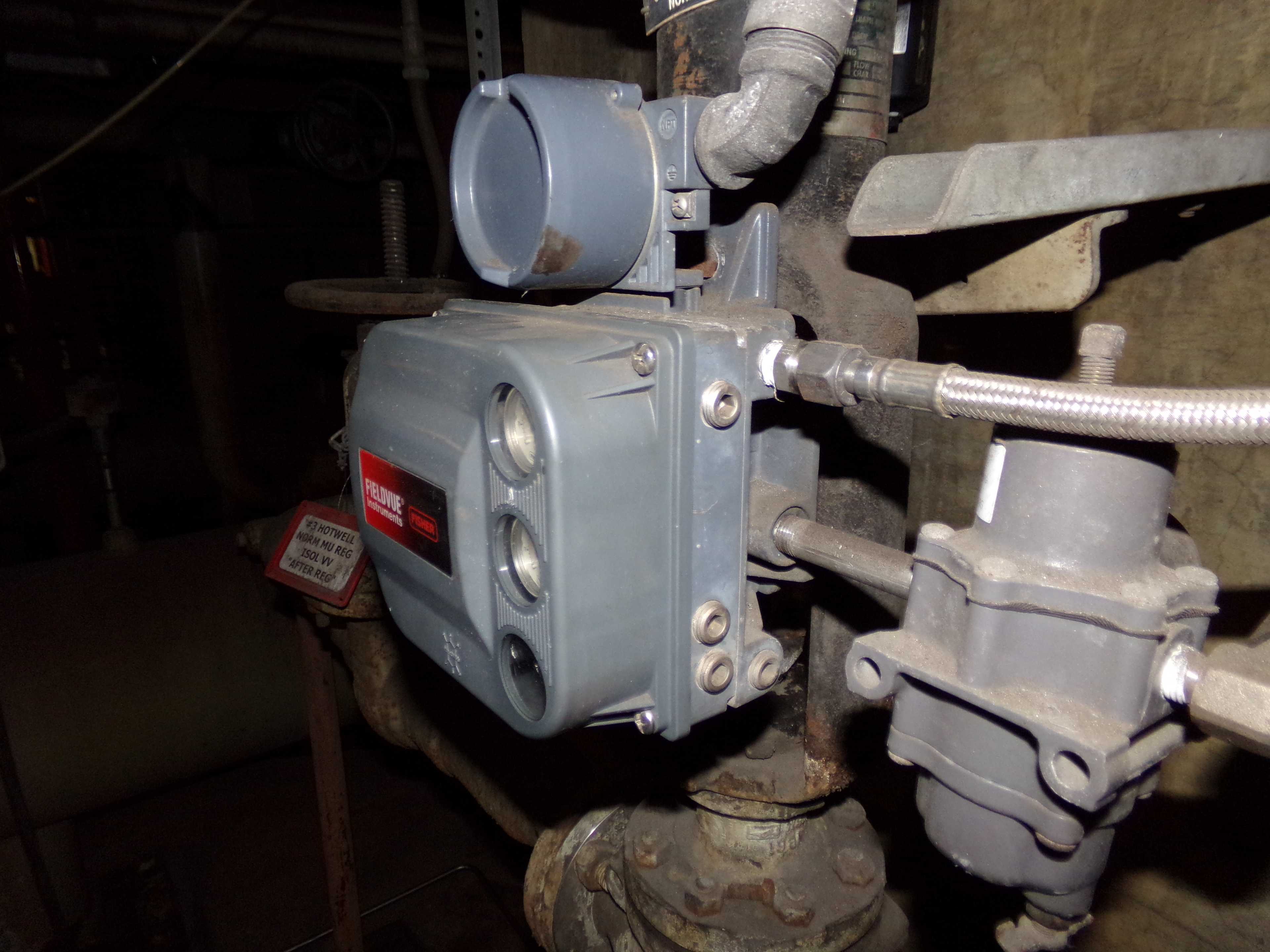 FISHER CONTROLS DVC6010 FIELDVUE POSITIONER - CONTROL VALVE