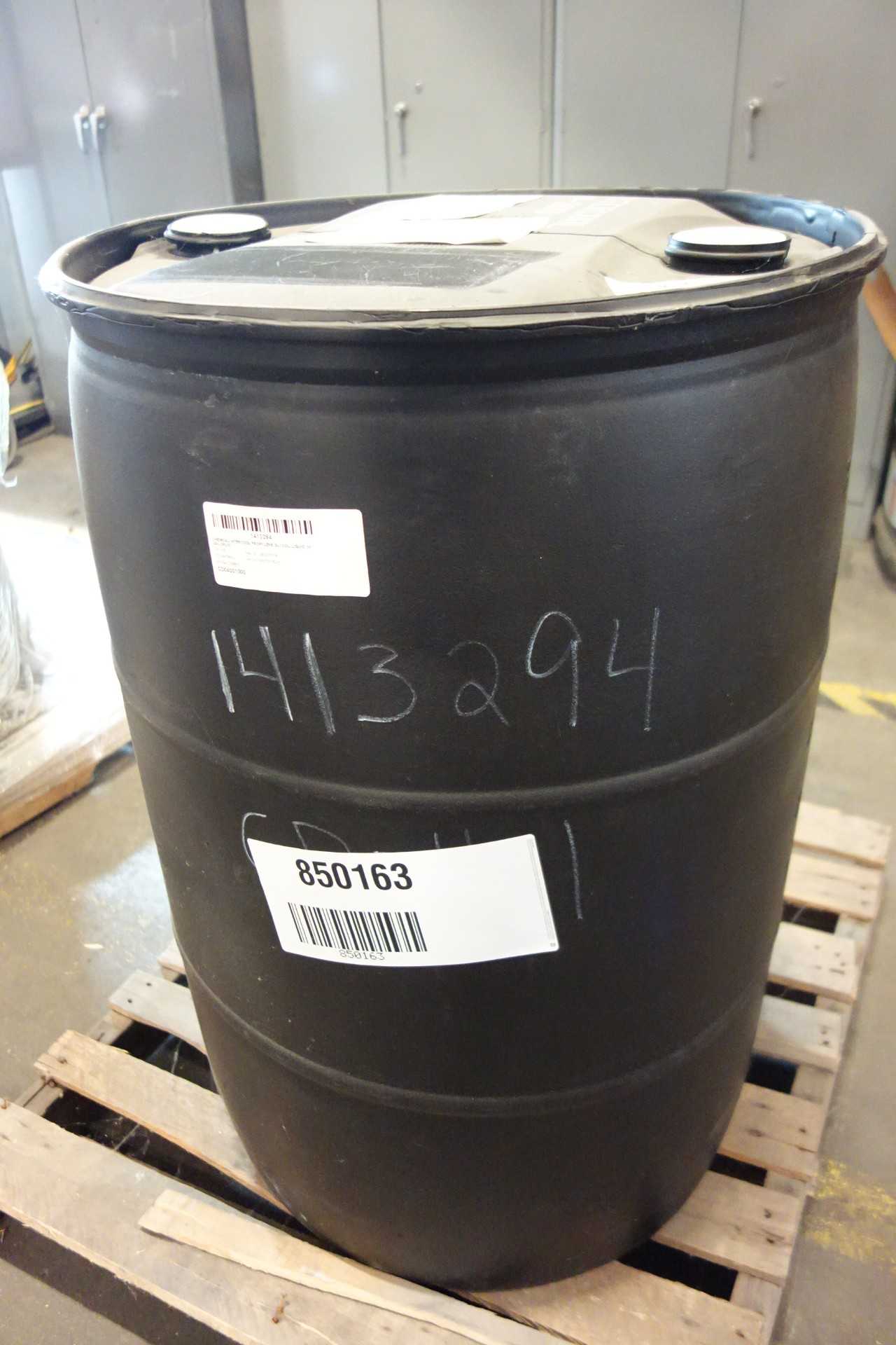 55 GALLONS INTERSTATE CHEMICAL INTERCOOL P-300 - SAFETY EQUIPMENT
