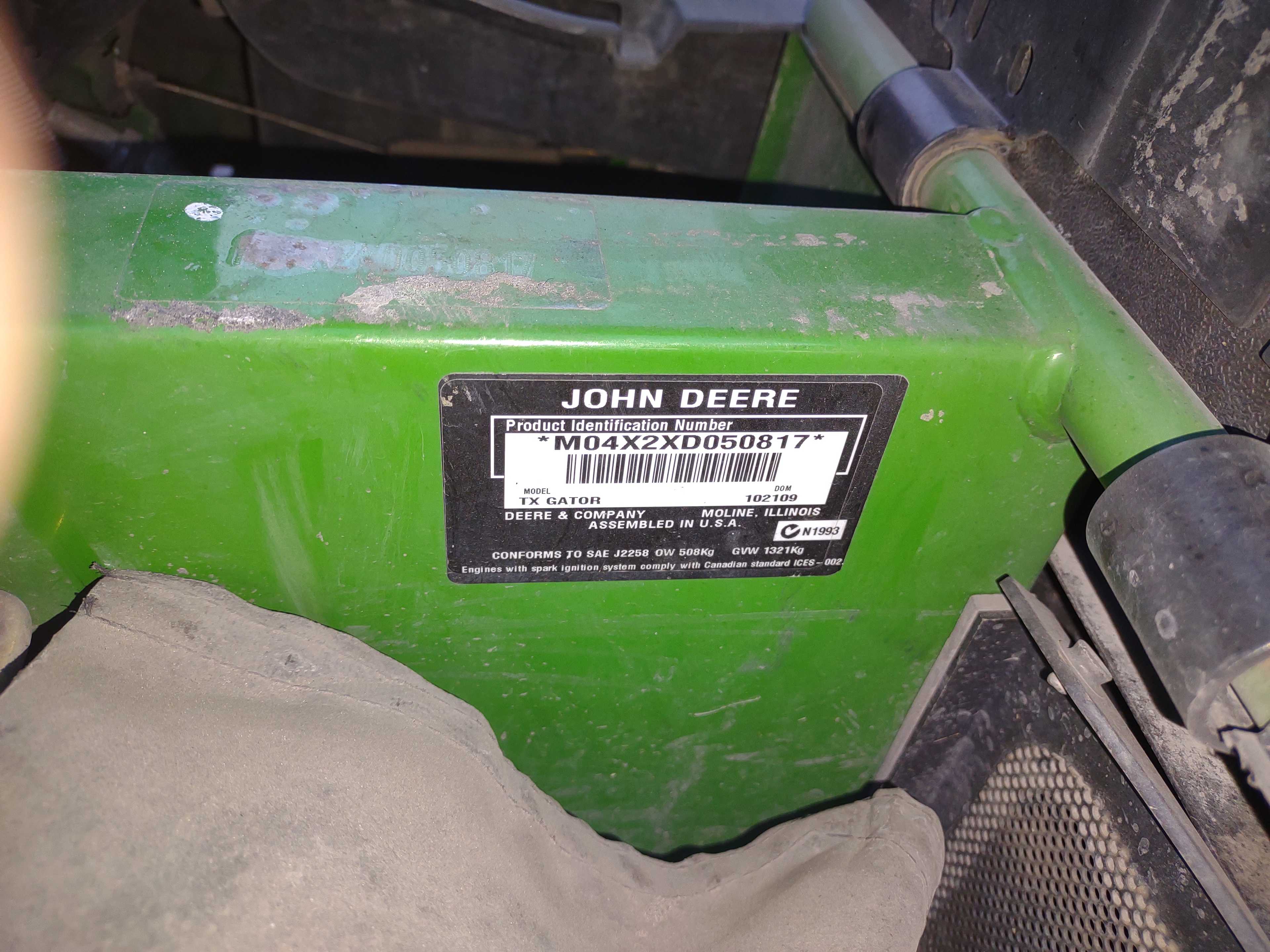 2009 JOHN DEERE GATOR TX 4X2 GAS - BUSES