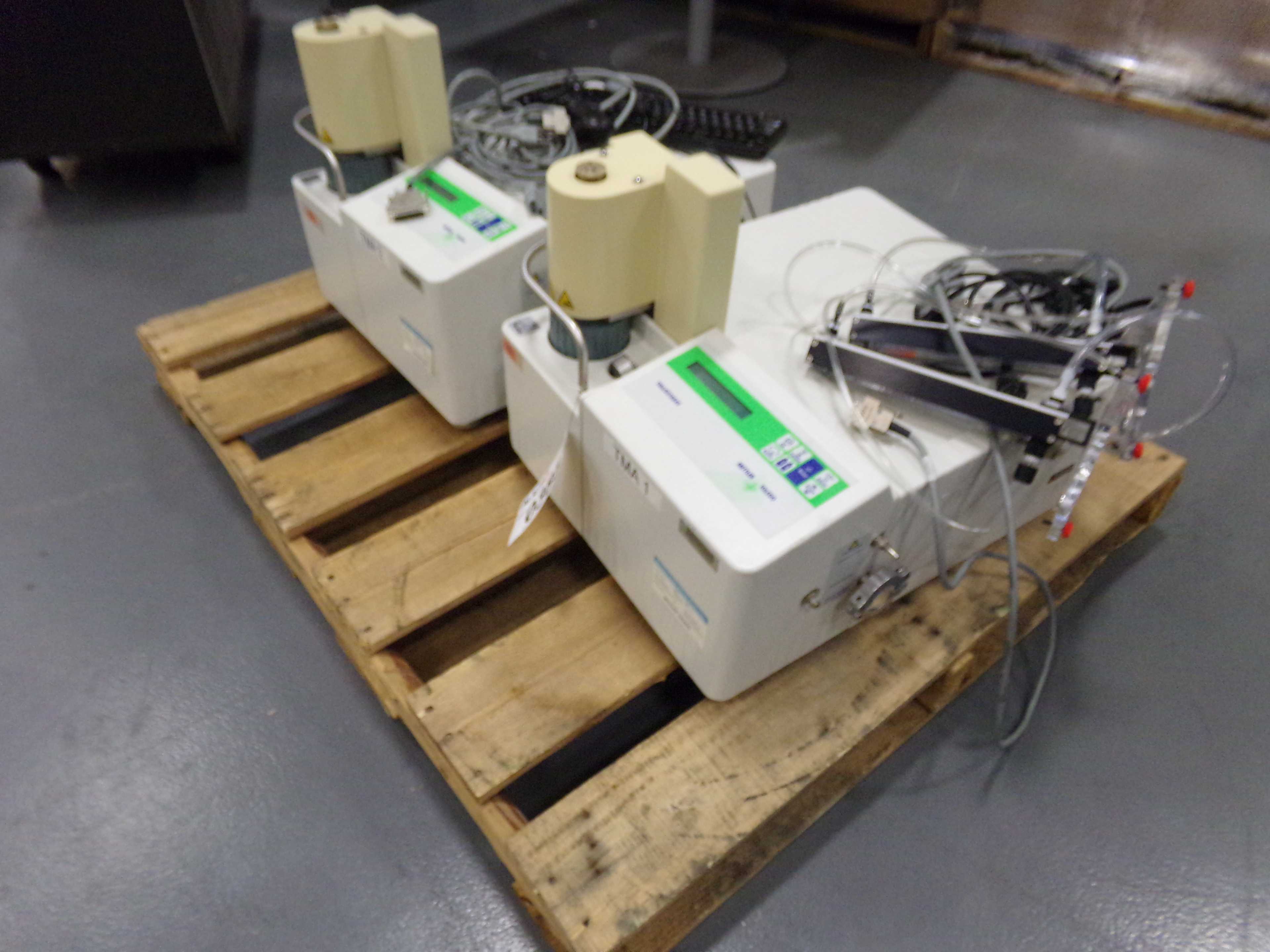 LOT OF 2 METTLER TOLEDO TMA/SDTA840 THERMOMECHANICAL ANALYSIS MACHINE - SCALES