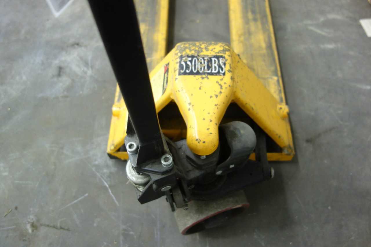 PAN ASIA DIRECT 673.34751739 HAND PALLET TRUCK - HYDRO EXCAVATOR TRUCKS