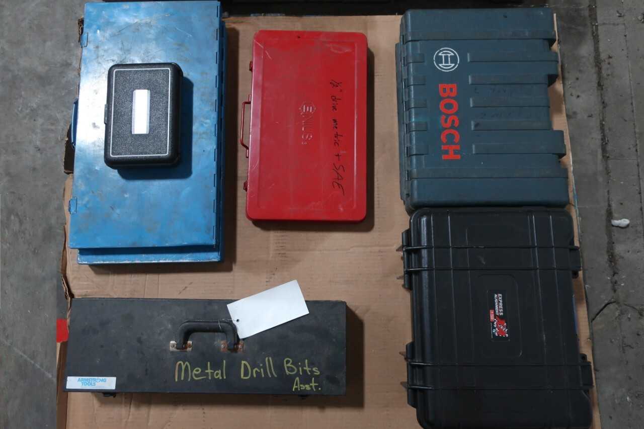 2 PALLETS OF ASSORTED TOOLS & TESTING EQUIPMENT - HAND TOOLS